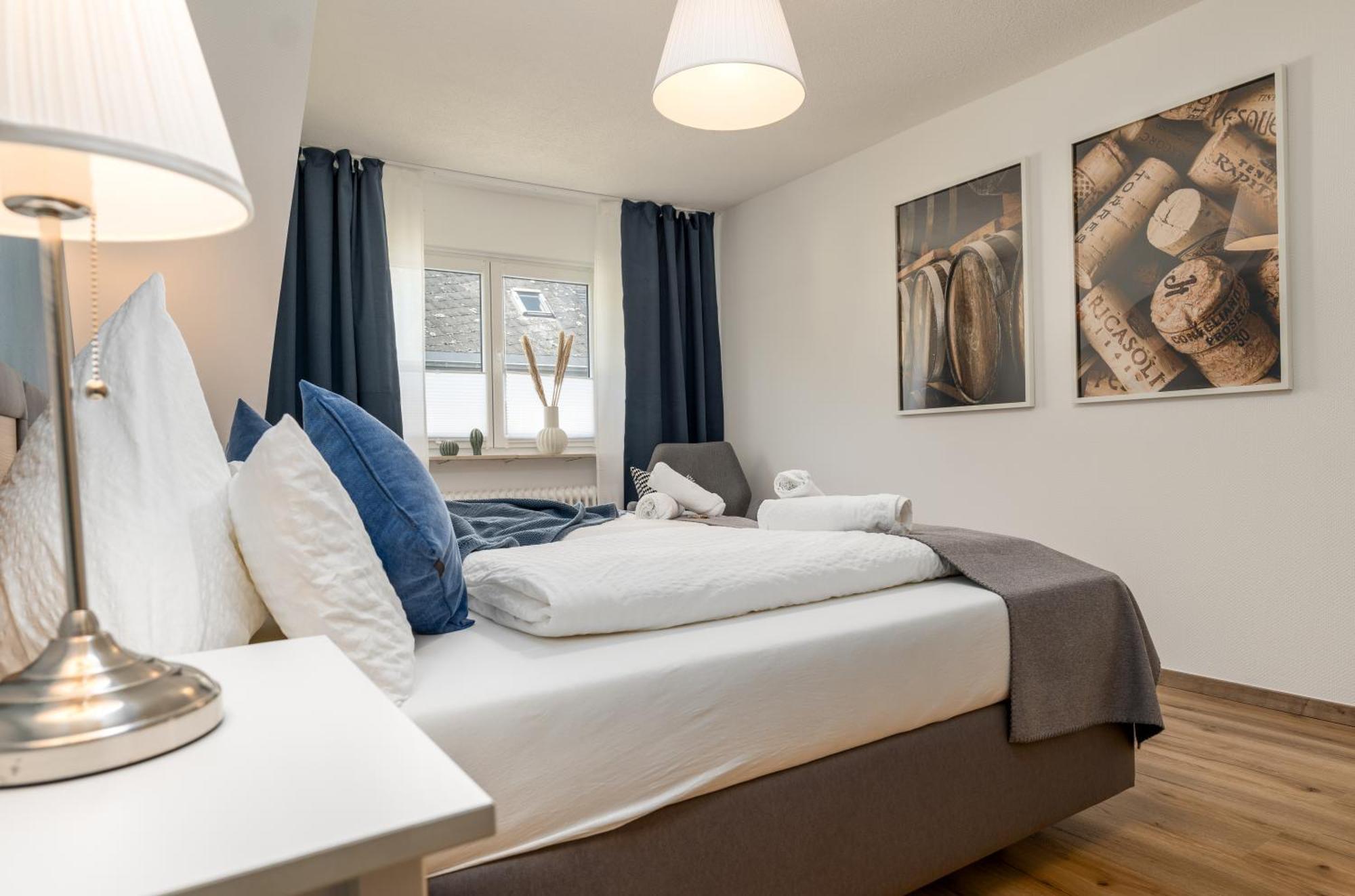 Apartment Riesling Appartement For 2 - 4 People - Billiards - Balcony With Mosel View - Parking - Wine Barrel Bar - Fully Equipped Kitchen - Netflix - Waiputv - 3 Km From Cochem