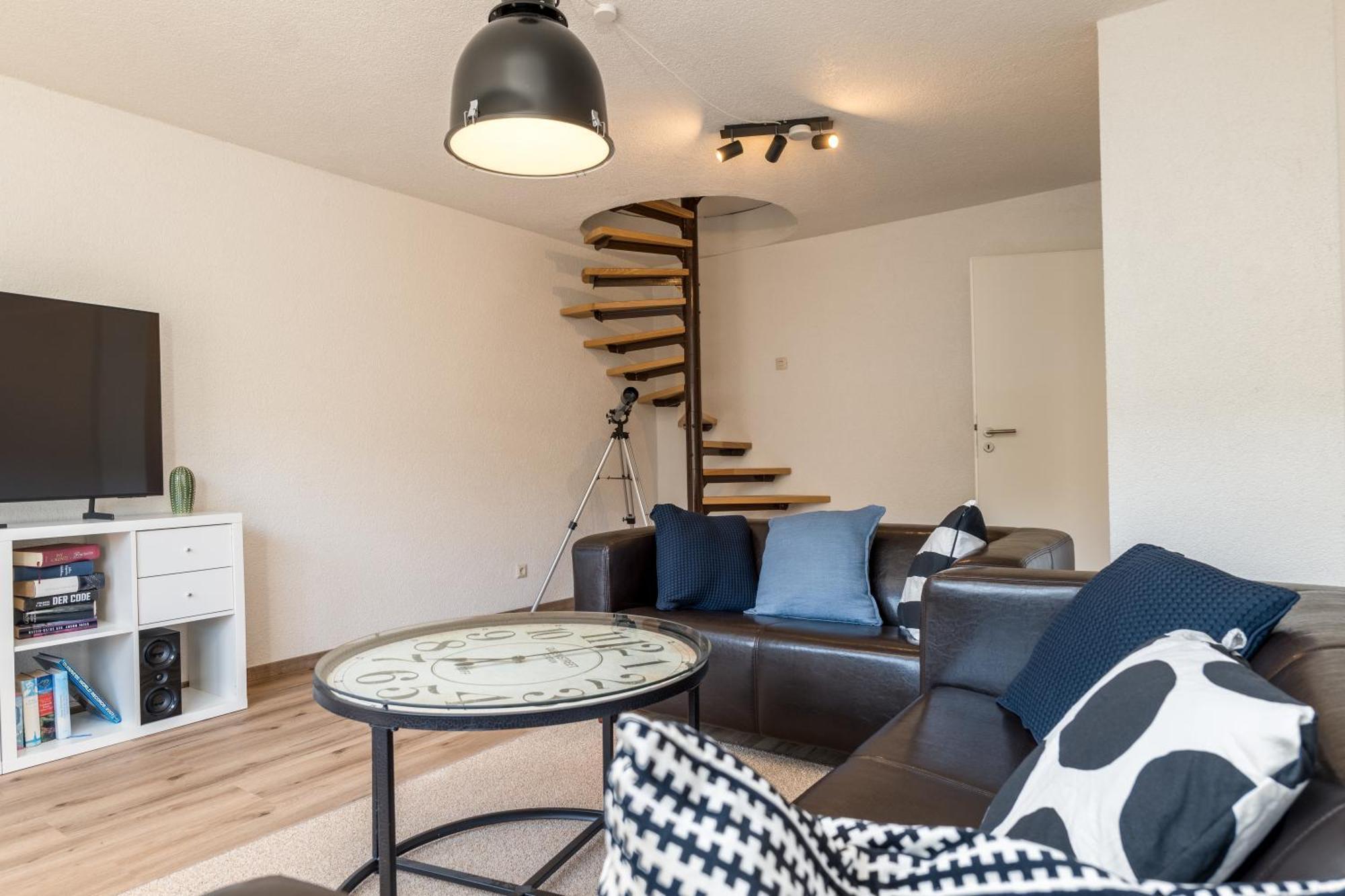 Riesling Appartement For 2 - 4 People - Billiards - Balcony With Mosel View - Parking - Wine Barrel Bar - Fully Equipped Kitchen - Netflix - Waiputv - 3 Km From Cochem Apartment Klotten